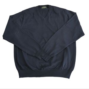 Lyle & Scott Scotland 100% merino wool sweater, pull over v-neck, men's large